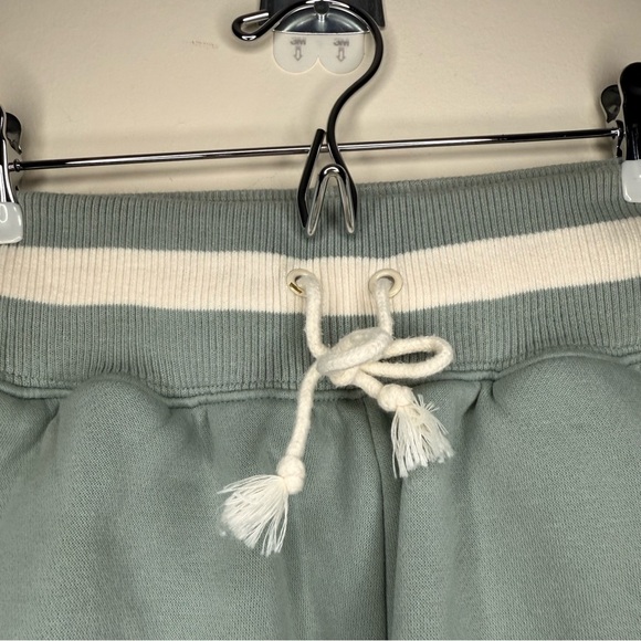 NIKE Sportswear Phoenix Club Fleece Atheleisure Green Striped Sweat Shorts - Picture 5 of 10